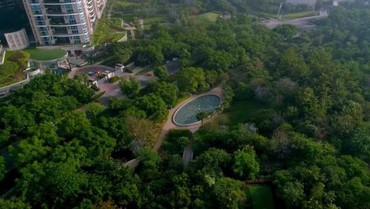 Enchanting view of DLF Camellias on Golf Course Road, Gurugram